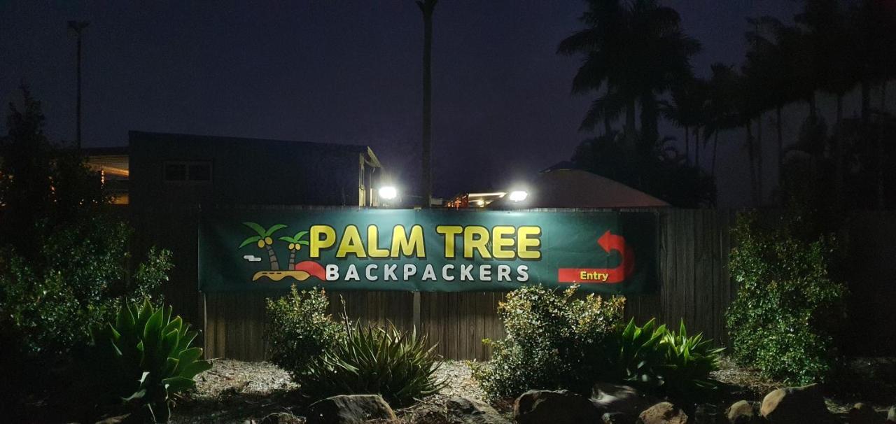 A Pousada Palm Tree Backpackers Bundaberg Exterior foto